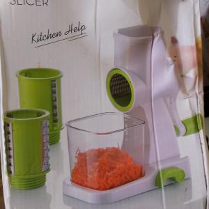 Vegetable slicer